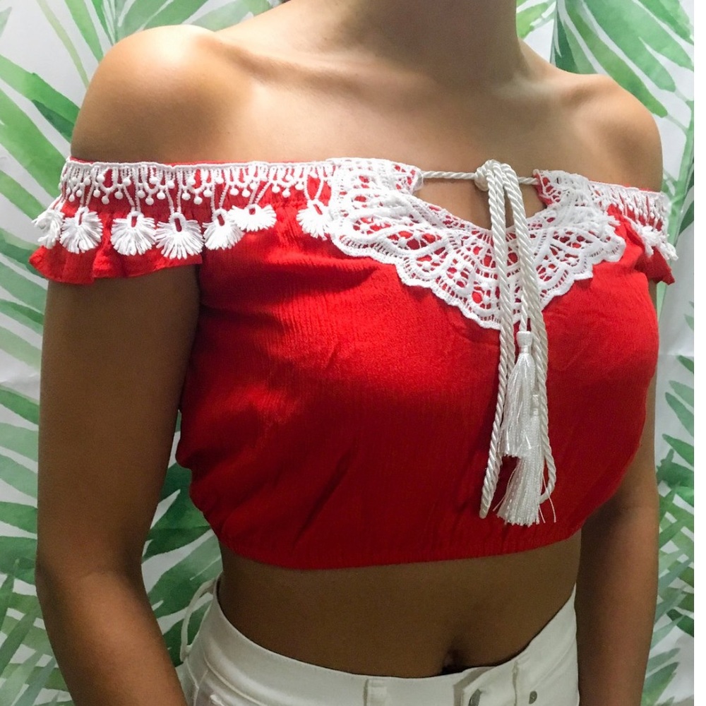 Señorita Crop Top Red